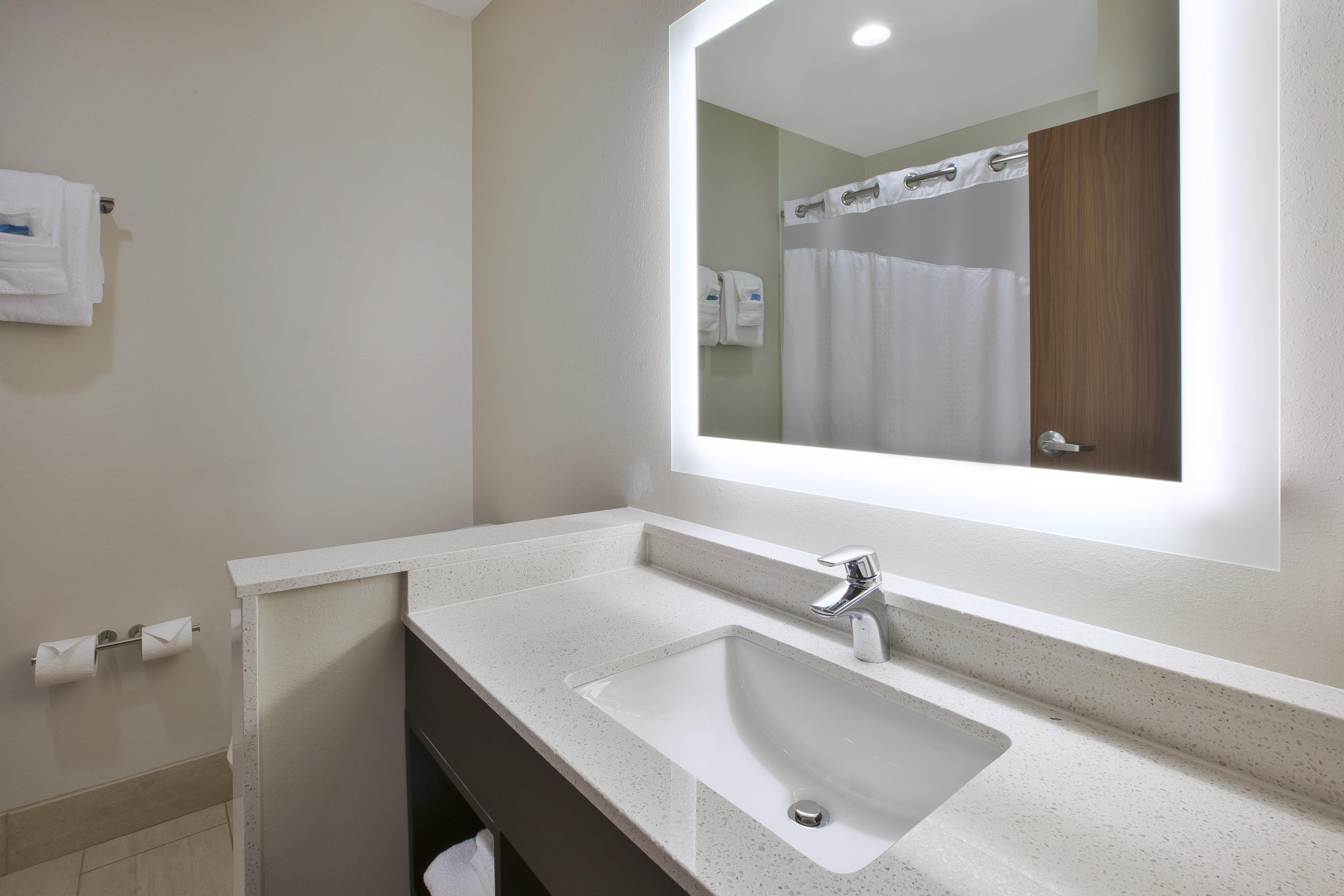 Holiday Inn Express & Suites - Parkersburg East By Ihg Zewnętrze zdjęcie