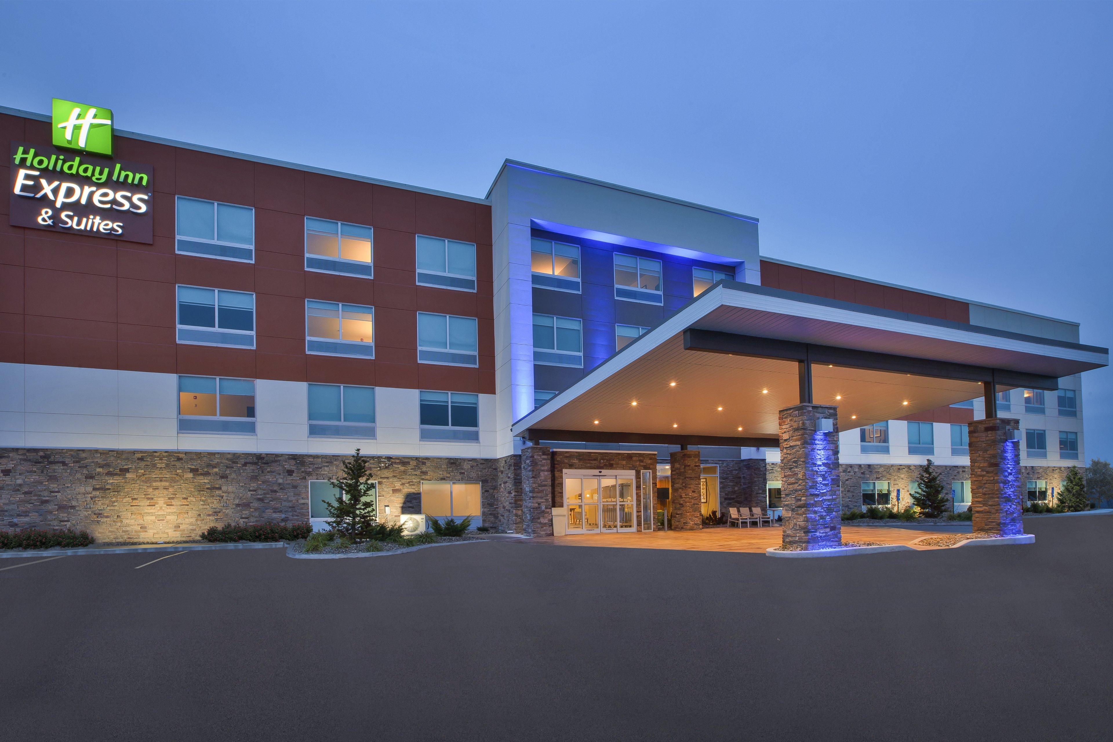 Holiday Inn Express & Suites - Parkersburg East By Ihg Zewnętrze zdjęcie