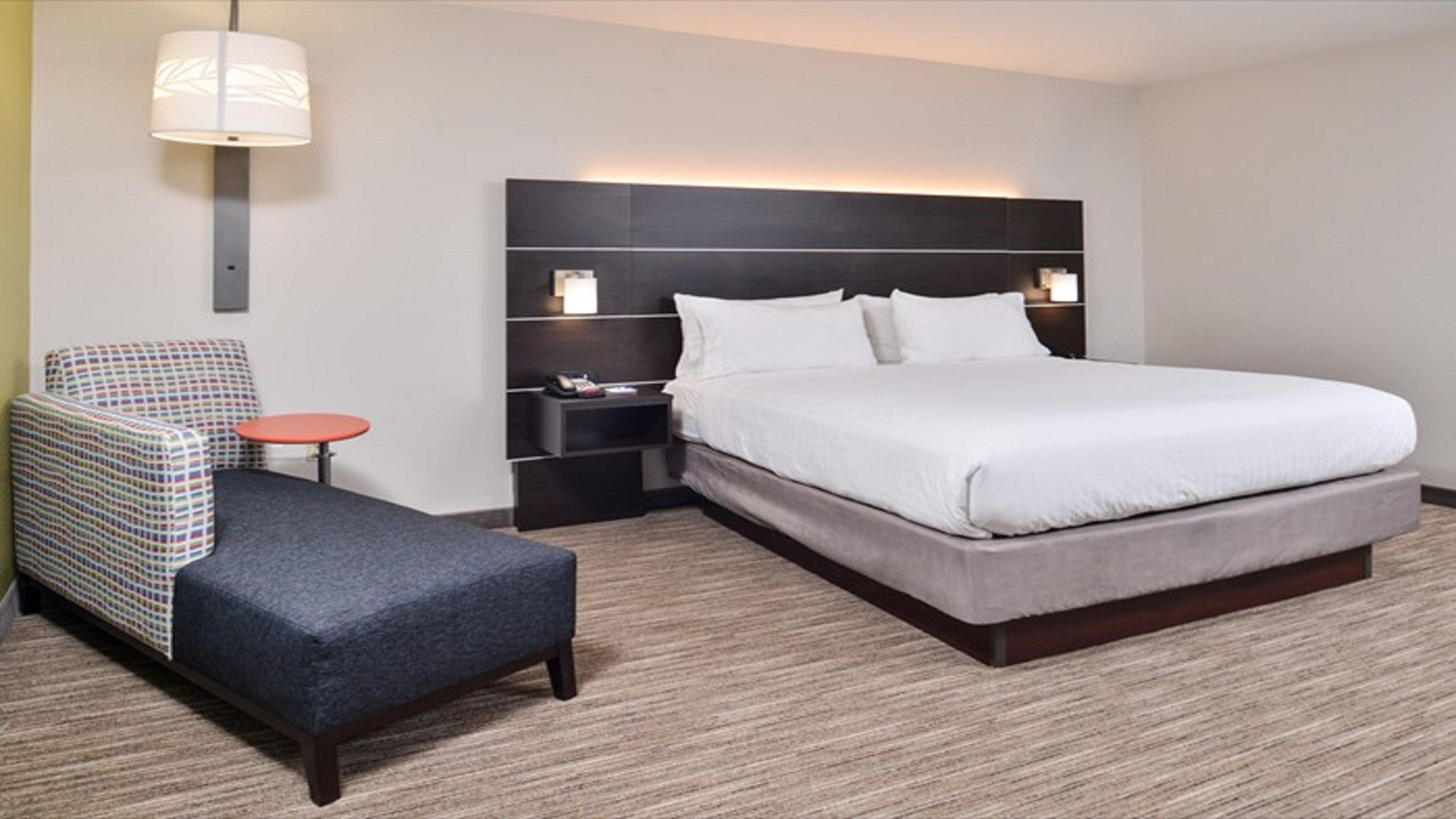 Holiday Inn Express & Suites - Parkersburg East By Ihg Zewnętrze zdjęcie