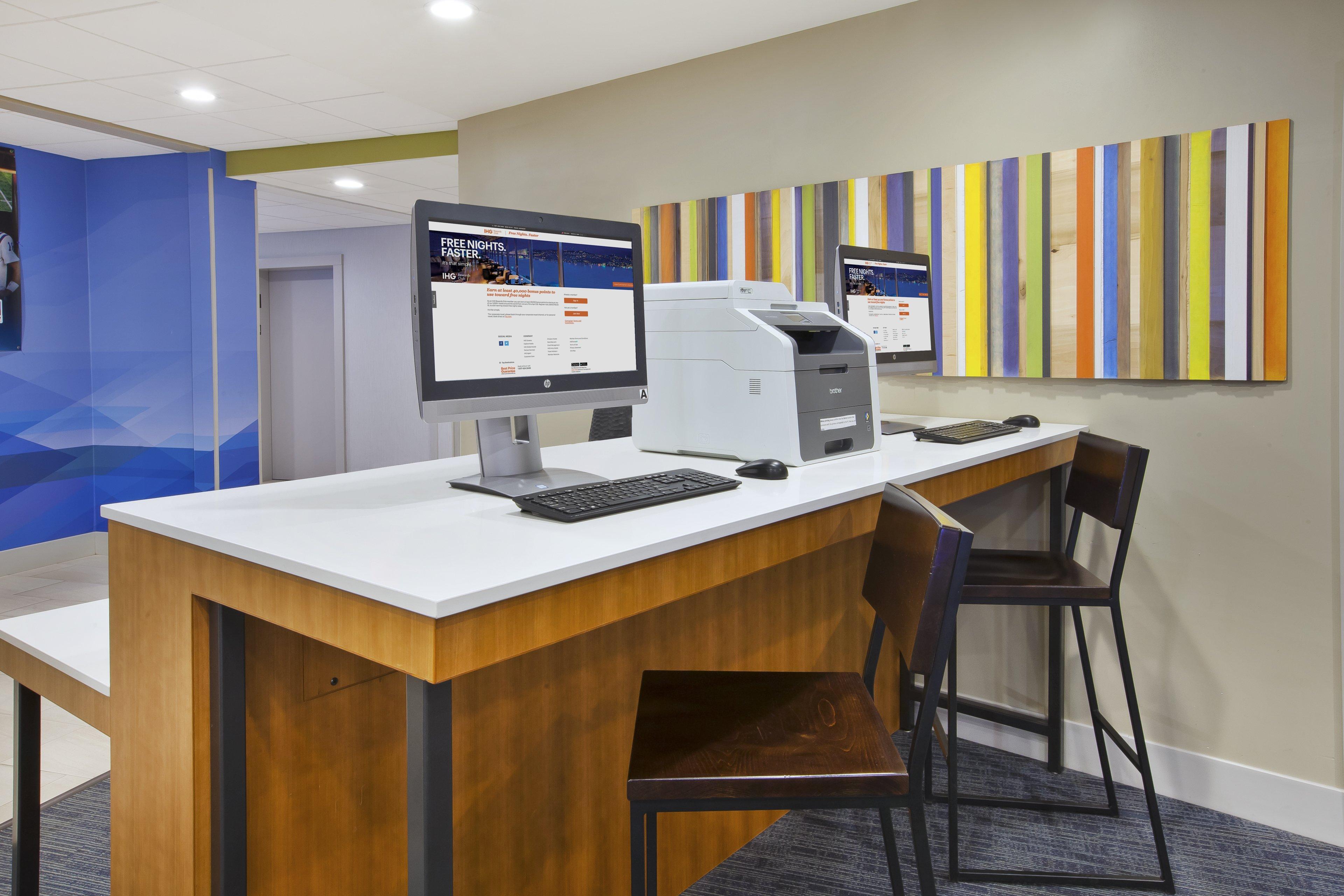 Holiday Inn Express & Suites - Parkersburg East By Ihg Zewnętrze zdjęcie