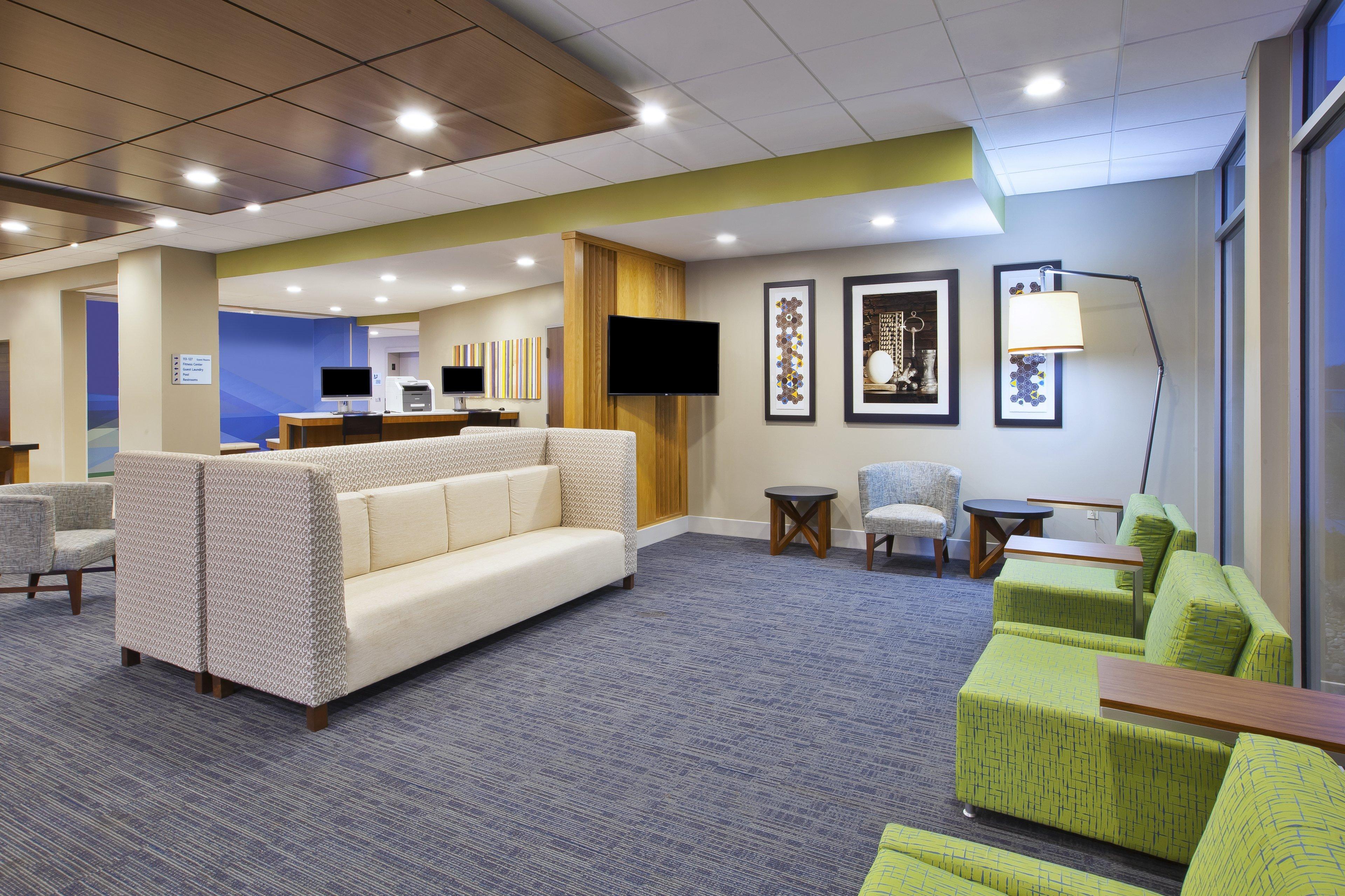 Holiday Inn Express & Suites - Parkersburg East By Ihg Zewnętrze zdjęcie