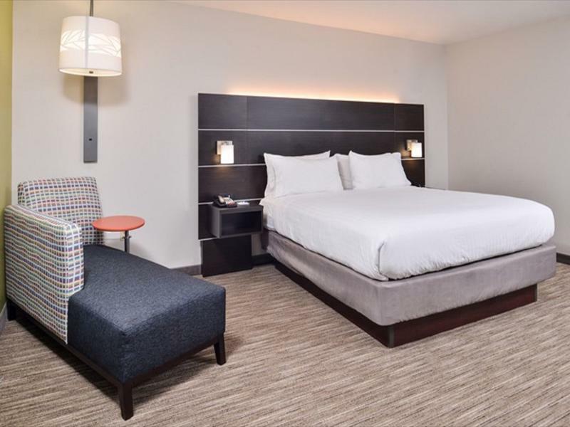 Holiday Inn Express & Suites - Parkersburg East By Ihg Zewnętrze zdjęcie