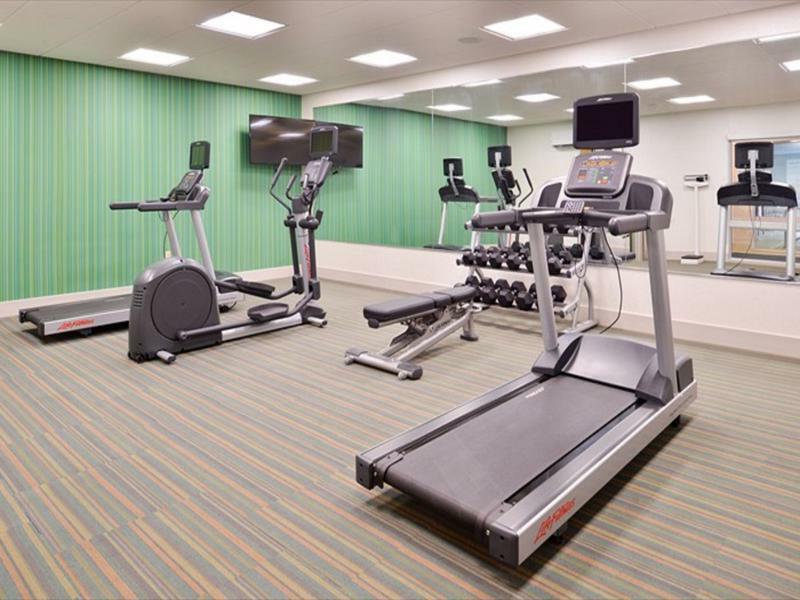 Holiday Inn Express & Suites - Parkersburg East By Ihg Zewnętrze zdjęcie