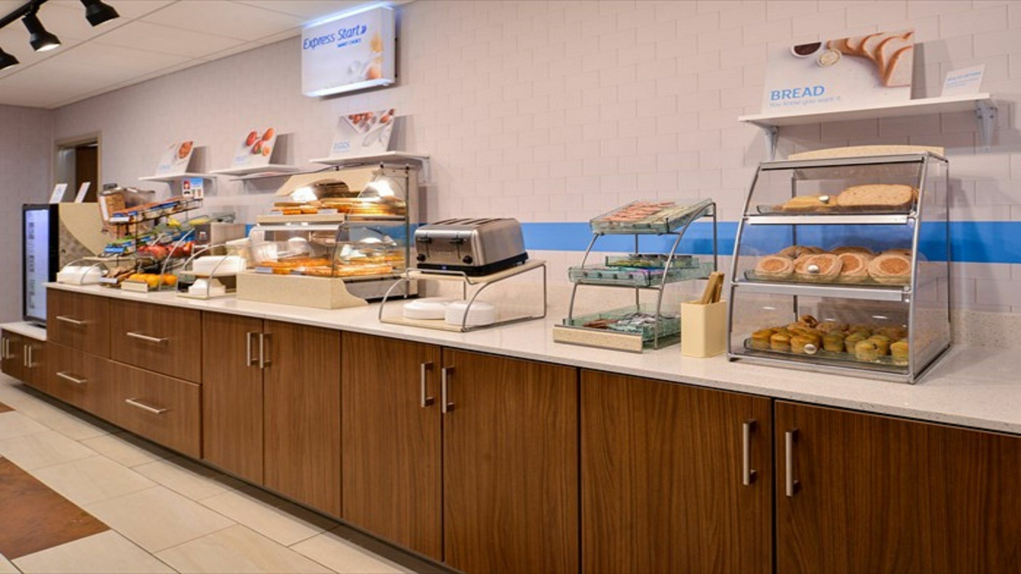 Holiday Inn Express & Suites - Parkersburg East By Ihg Zewnętrze zdjęcie