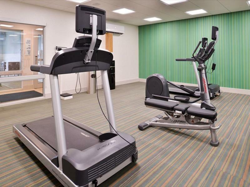 Holiday Inn Express & Suites - Parkersburg East By Ihg Zewnętrze zdjęcie