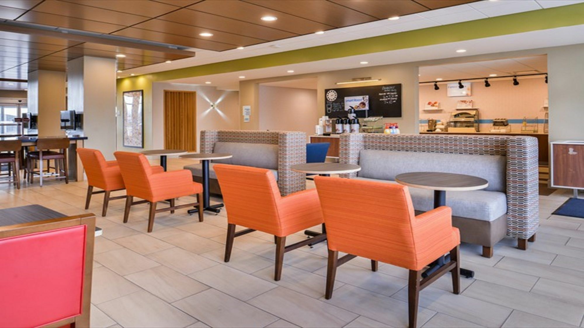 Holiday Inn Express & Suites - Parkersburg East By Ihg Zewnętrze zdjęcie